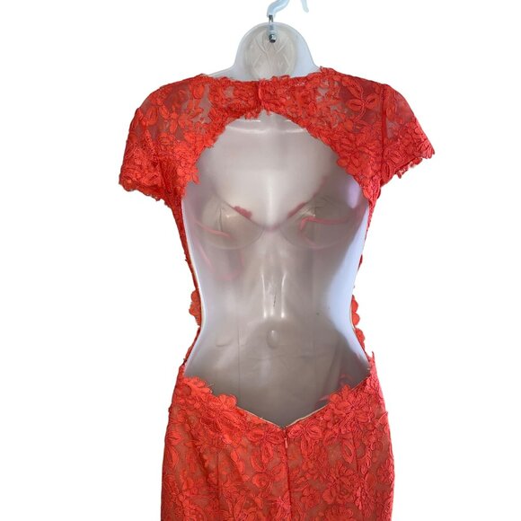 NWT La Femme Coral Lace Backless Formal Evening Gown Size 6 Coral - Picture 8 of 11